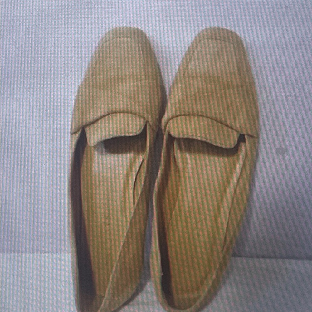Talbots Neutral Tan Suede Leather Loafers Square Toe Flats Women's‎ Size 8M